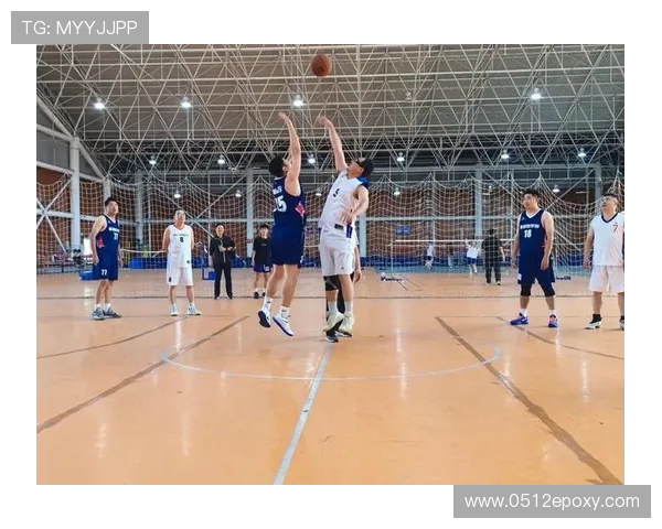 以篮球为纽带探索团队协作与青春拼搏精神的力量