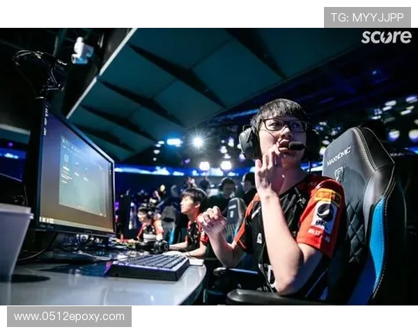 EDG战队在精英赛中以64分稳居积分榜首位，表现引人瞩目