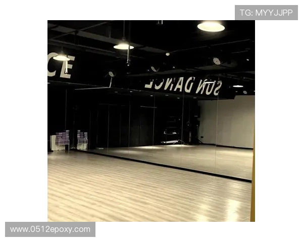 南京街舞队的力量揭秘：街舞巨献带你领略热血与激情的舞动之旅