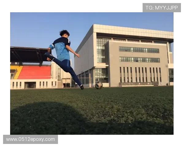 陈娜专访：从绿茵场到人生舞台的足球旅程回顾与展望